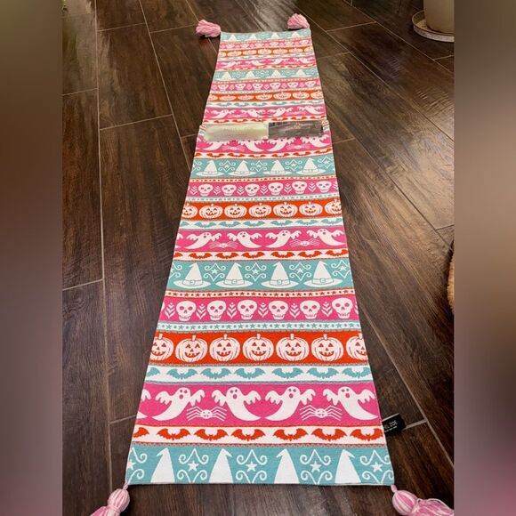 🎃 Rachel Zoe Halloween Table Runner – Brand New with Tags 👻 - Picture 7 of 8